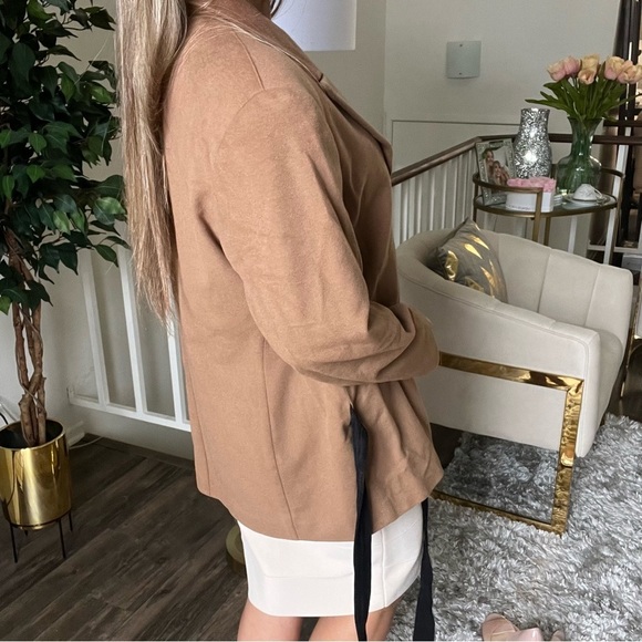 Gianni Versace Vintage 100% Wool Wrap-Tie Shoulder Pads Blazer Jacket Beige 10 - Picture 5 of 17